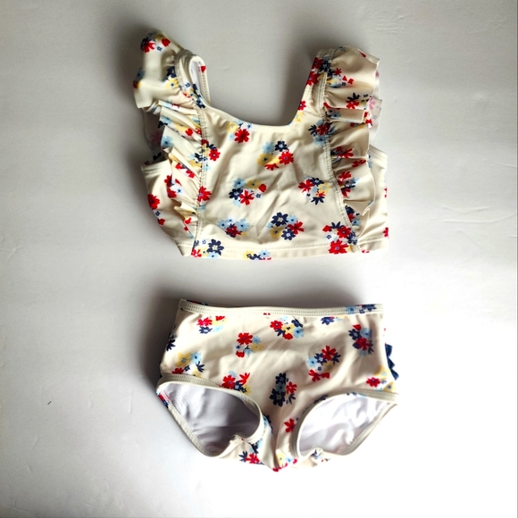 Ruffle Butts Other - Ruffle butts 2 piece floral ruffled swimsuit size 2T bow detail beach wear